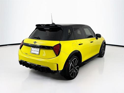 Sunny Side Yellow 2025 MINI Hardtop Cooper S