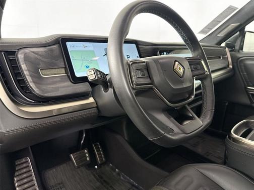 2023 Rivian R1S Adventure
