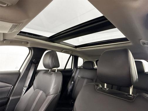Wind Chill Pearl 2024 Mazda CX-50 2.5 S Premium Package