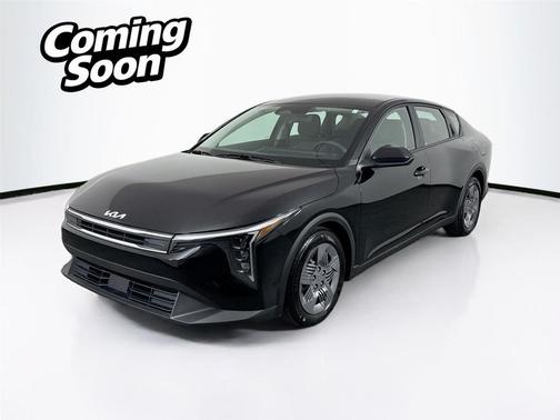 2025 Kia K4 LX