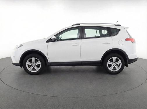 Super White 2013 Toyota RAV4 XLE
