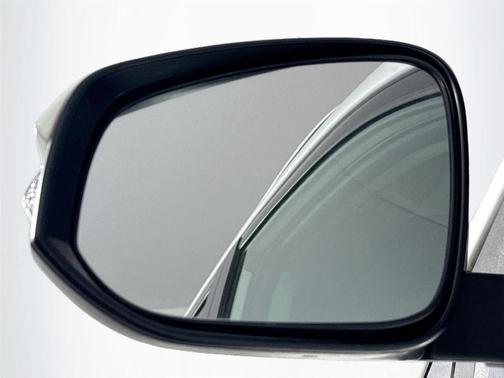 Super White 2013 Toyota RAV4 XLE