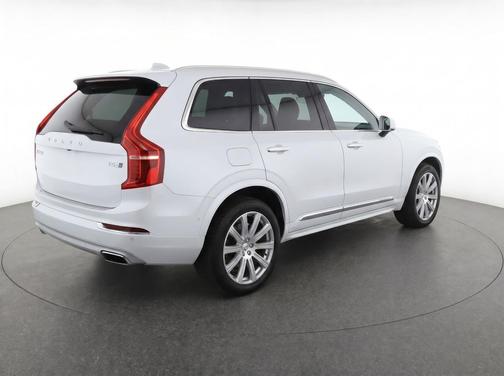 White 2016 Volvo XC90 T6 Inscription