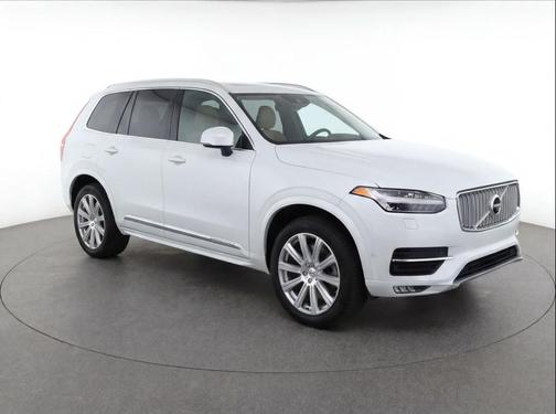 White 2016 Volvo XC90 T6 Inscription