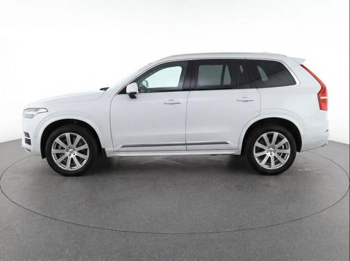 White 2016 Volvo XC90 T6 Inscription