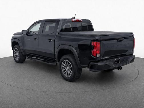 Black 2026 Chevrolet Colorado LT