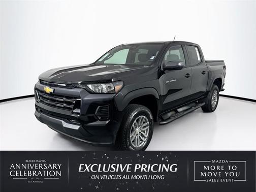 Black 2026 Chevrolet Colorado LT