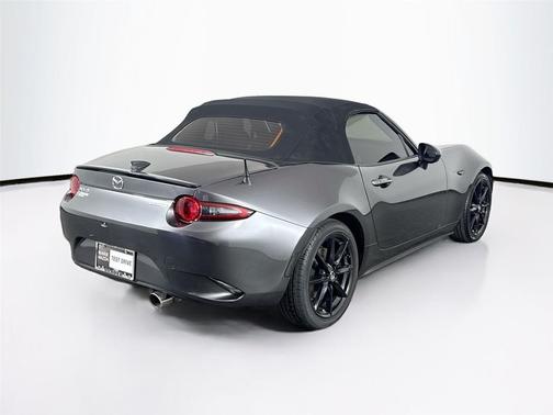 2020 Mazda MX-5 Miata Club