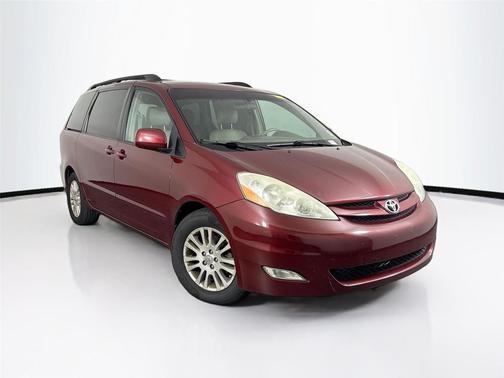 2008 Toyota Sienna XLE
