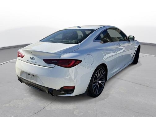 2018 INFINITI Q60 3.0T LUXE