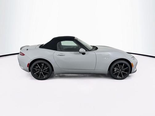 Aero Gray Metallic 2026 Mazda MX-5 Miata Grand Touring
