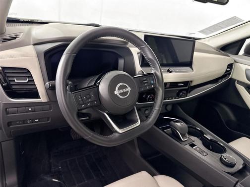 Super Black 2024 Nissan Rogue SL