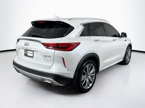 2023 INFINITI QX50 SENSORY AWD