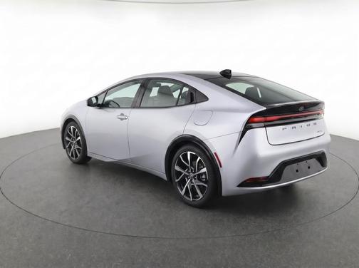 Cutting Edge 2026 Toyota Prius Plug-In Hybrid XSE