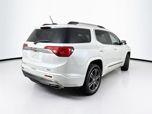 2018 GMC Acadia Denali