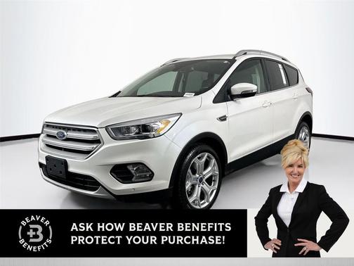 White Platinum Metallic Tri-Coat 2019 Ford Escape Titanium