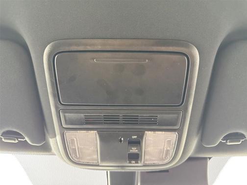 Lunar Silver Metallic 2022 Honda Pilot AWD Sport