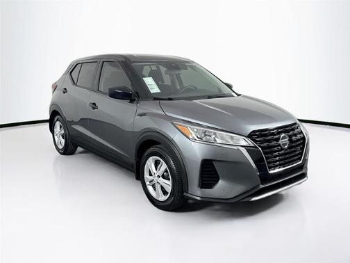 2021 Nissan Kicks S