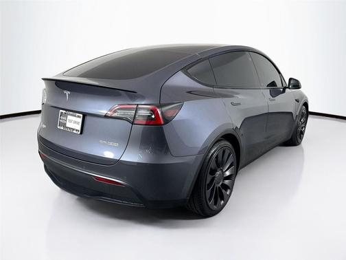 Midnight Silver Metallic 2022 Tesla Model Y Performance Dual Motor All-Wheel Drive
