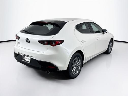 Snowflake White Pearl Mica 2026 Mazda Mazda3 FWD
