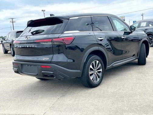2023 INFINITI QX60 Pure