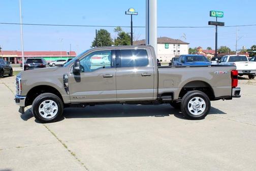 2026 Ford F-350 XLT