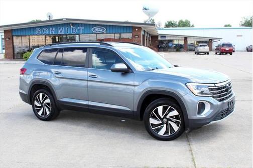 2024 Volkswagen Atlas 2.0T SE w/Technology 4MOTION