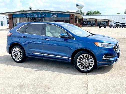 2022 Ford Edge Titanium