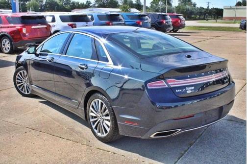 2020 Lincoln MKZ Standard