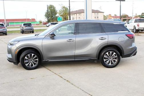 2023 INFINITI QX60 Pure