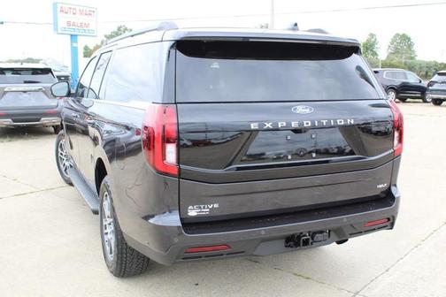 2025 Ford Expedition Max Active 4x4