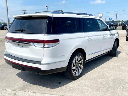 2024 Lincoln Navigator Reserve