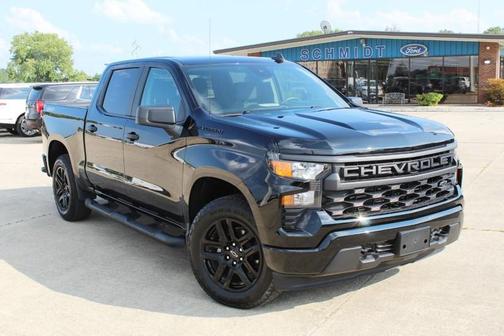 2024 Chevrolet Silverado 1500 Custom