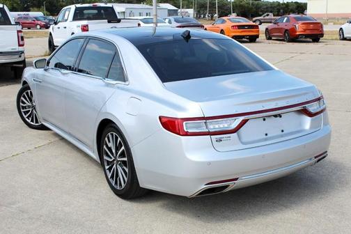 2019 Lincoln Continental Select