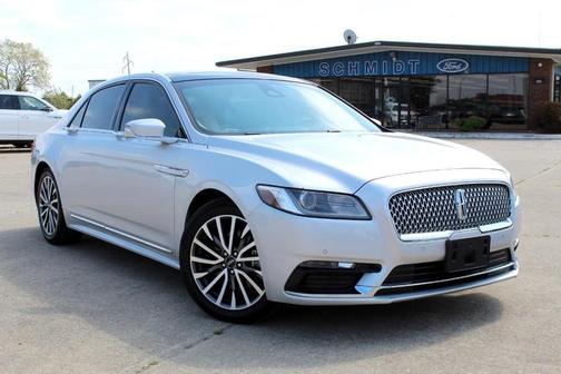 2019 Lincoln Continental Select