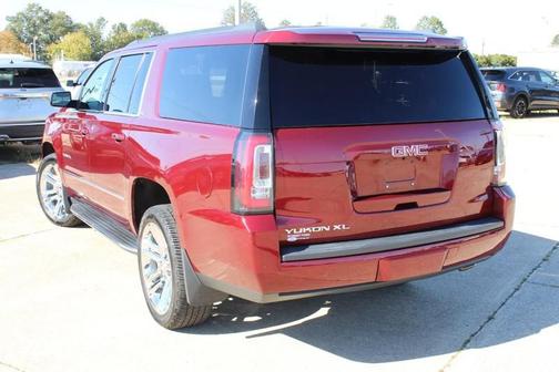 2017 GMC Yukon XL SLT
