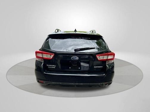 2019 Subaru Impreza 2.0i Premium