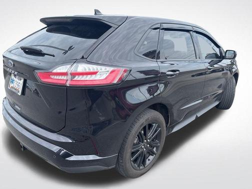 2022 Ford Edge ST Line