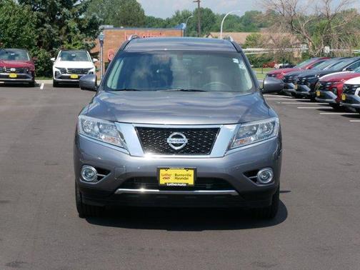 2016 Nissan Pathfinder SL