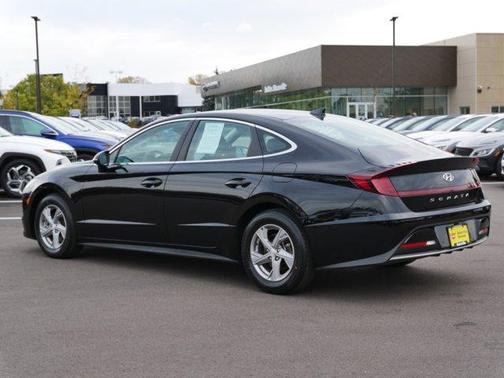 2023 Hyundai SONATA SE