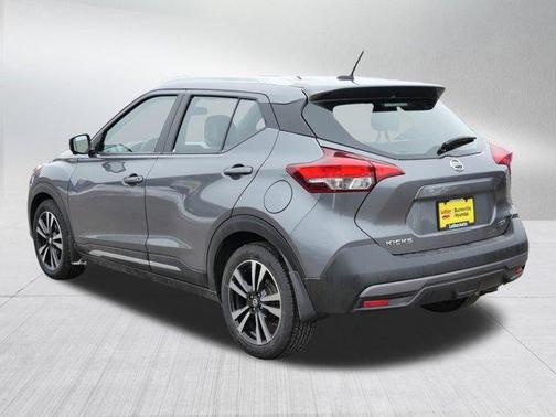 2019 Nissan Kicks SR