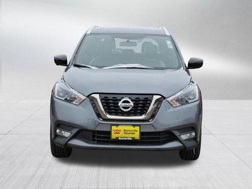 2019 Nissan Kicks SR