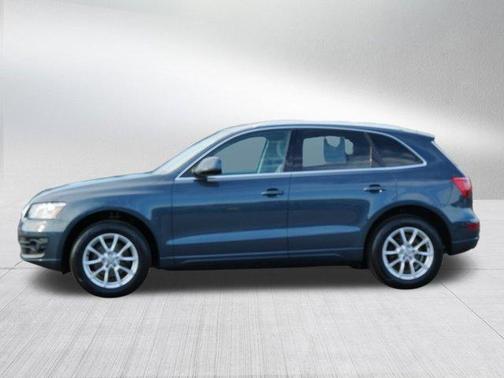 2011 Audi Q5 2.0T Premium Plus