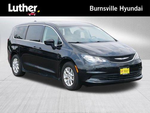 2017 Chrysler Pacifica LX