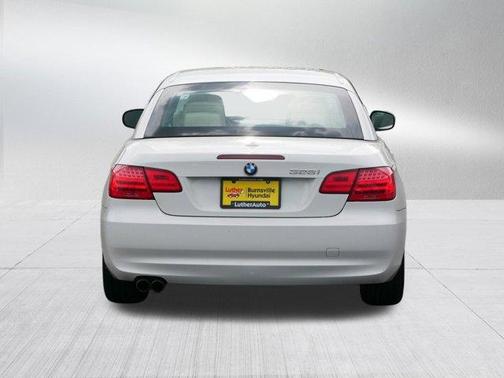 2011 BMW 328 i