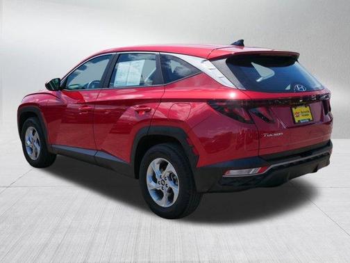 2022 Hyundai TUCSON SE