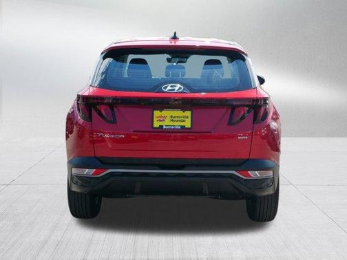 2022 Hyundai TUCSON SE