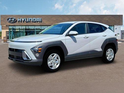 2025 Hyundai KONA SE