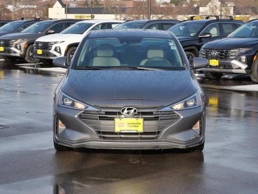 2019 Hyundai ELANTRA SEL