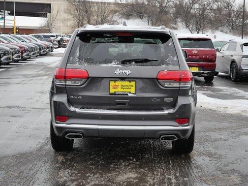 2016 Jeep Grand Cherokee Summit